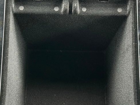 Used 2025 Land Rover Range Rover Velar Dynamic SE image 30