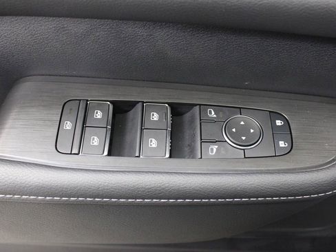 Used 2026 Nissan Armada SV RWD image 17