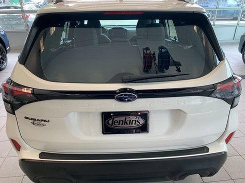 Used 2026 Subaru Forester AWD/4WD image 14