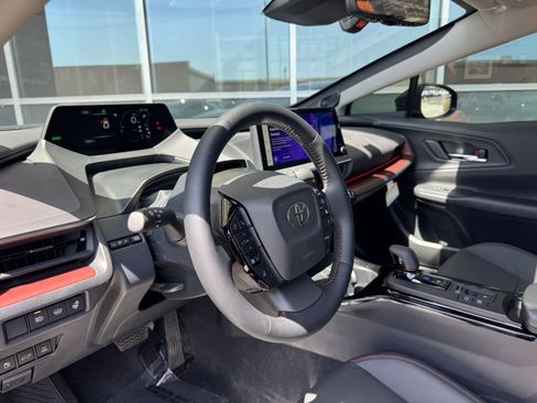 Used 2024 Toyota Prius Prime Premium image 36