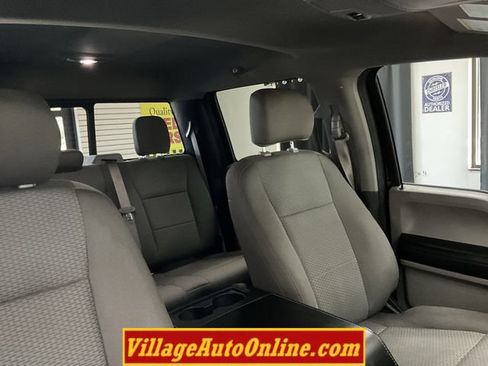 Used 2020 Ford F150 XLT w/ Equipment Group 302A Luxury AWD/4WD image 38