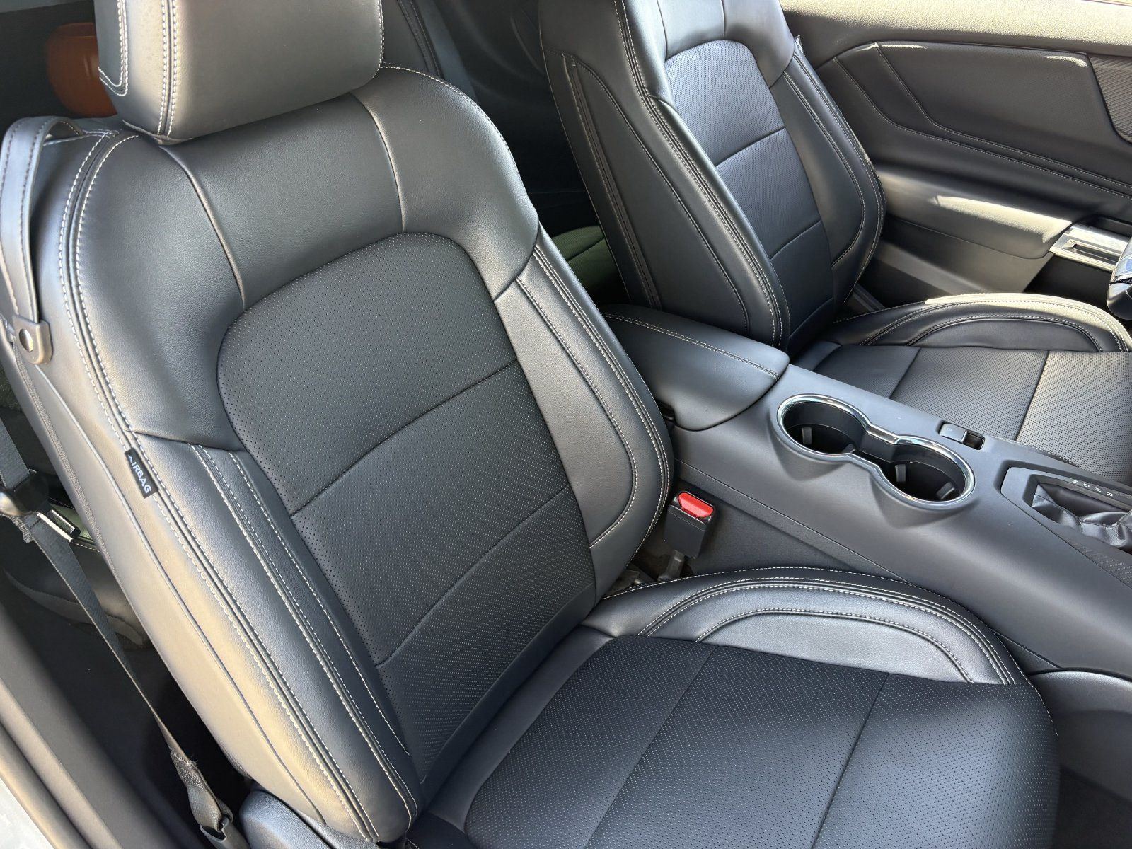 Used 2025 Ford Mustang GT Premium RWD image 12