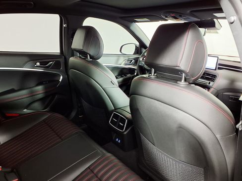 New 2026 Genesis G70 3.3T Sport Prestige image 11