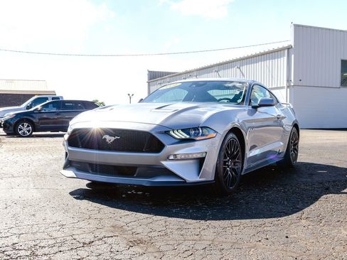 Used 2021 Ford Mustang GT RWD image 8