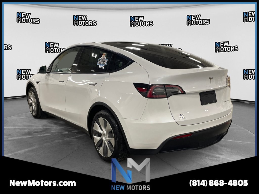 Used 2021 Tesla Model Y Long Range AWD/4WD image 3