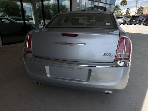 Used 2013 Chrysler 300 C RWD image 13