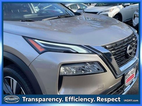 Certified 2023 Nissan Rogue Platinum w/ Platinum Premium Package image 10