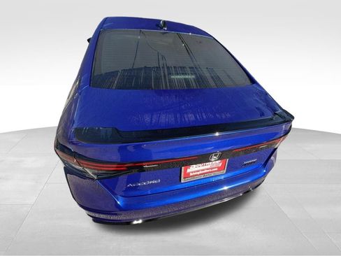 Used 2024 Honda Accord Sport image 10