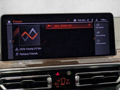 Used 2024 BMW X4 xDrive30i w/ Premium Package image 13