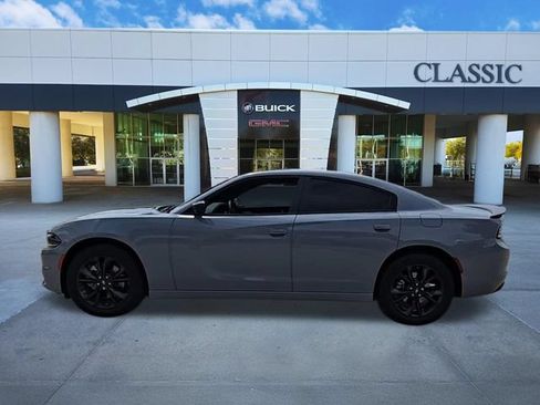 Used 2022 Dodge Charger SXT w/ Blacktop Package AWD/4WD image 5