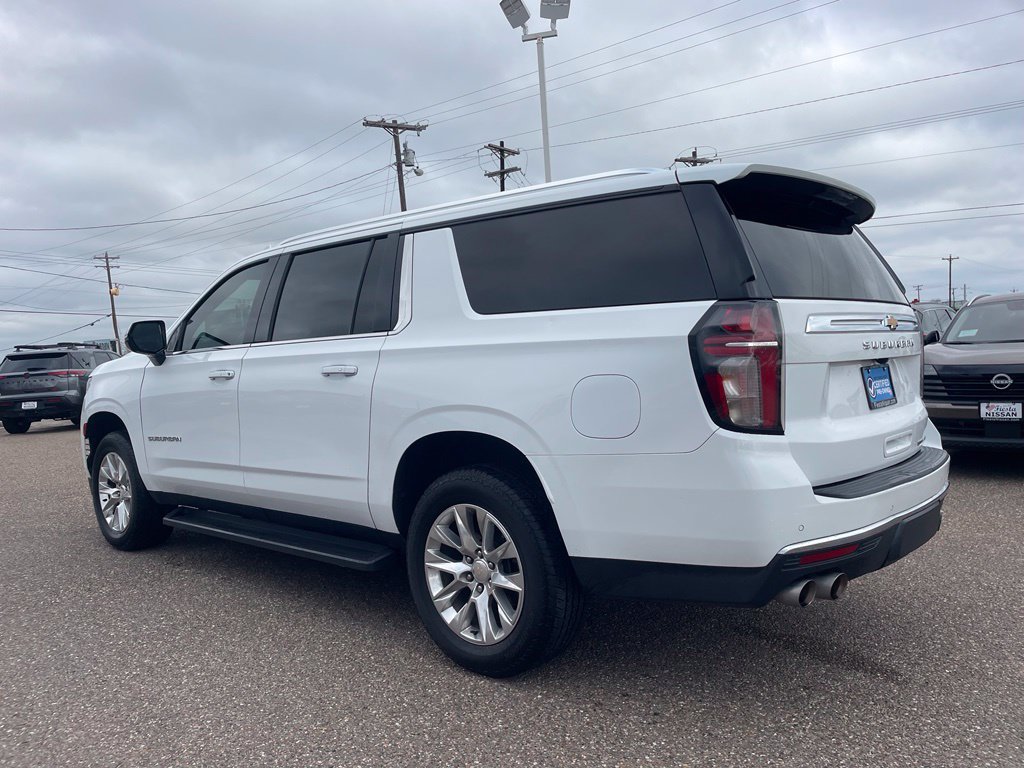 Used 2022 Chevrolet Suburban Premier AWD/4WD image 5