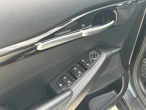 Certified 2024 Kia Seltos EX FWD image 17