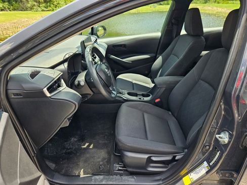 Used 2024 Toyota Corolla LE FWD image 14