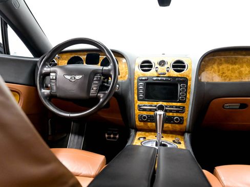 Used 2004 Bentley Continental GT AWD/4WD image 32