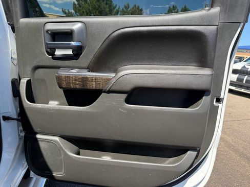 Used 2016 GMC Sierra 1500 Denali w/ Enhanced Driver Alert Package AWD/4WD image 19