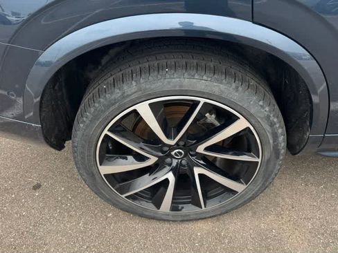 Used 2024 Volvo XC90 B6 Plus AWD/4WD image 10