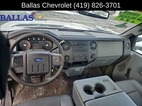 Used 2015 Ford F250 XL w/ Snow Plow Prep Package image 19