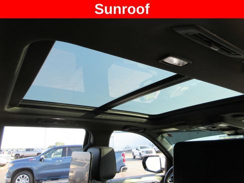 Certified 2025 Chevrolet Tahoe High Country AWD/4WD image 20