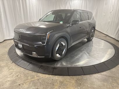 New 2026 Kia EV9 Wind