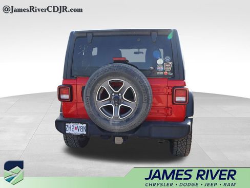 Used 2021 Jeep Wrangler Unlimited Sport image 11