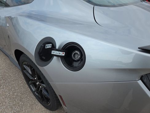 Used 2025 Ford Mustang GT Premium RWD image 12