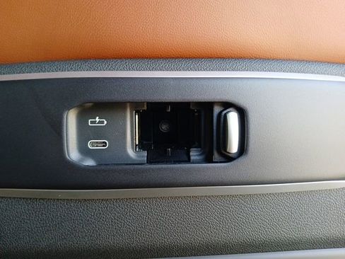 New 2026 BMW X5 M60i image 15