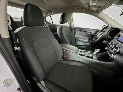 Used 2025 Nissan Sentra S image 28