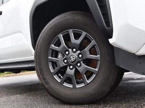 Used 2025 Toyota 4Runner SR5 image 3