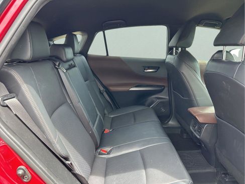 Used 2021 Toyota Venza XLE w/ Softex Package image 11