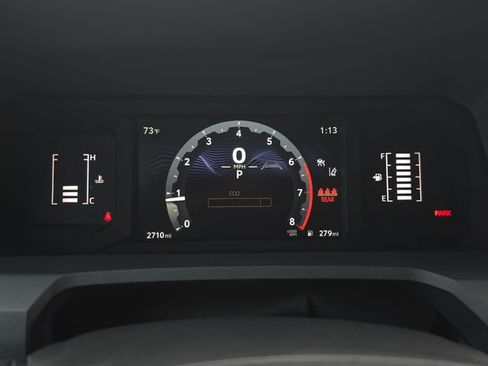 Used 2025 Toyota Tacoma SR5 image 18