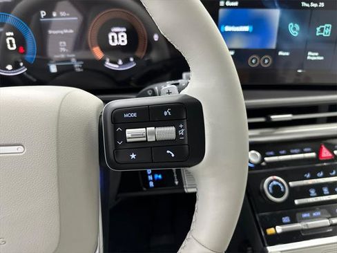 New 2026 Hyundai Santa Fe SE image 26