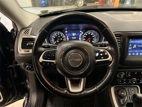 Used 2018 Jeep Compass Latitude w/ Popular Equipment Group image 20