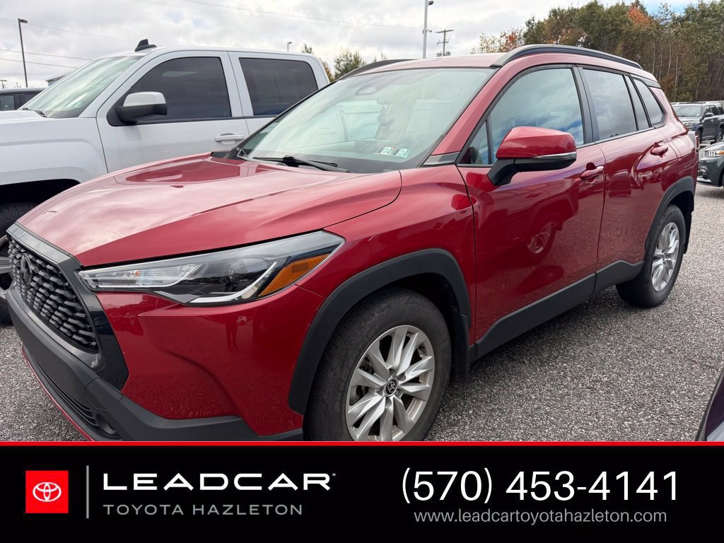 Used 2023 Toyota Corolla Cross LE w/ Moonroof Package AWD/4WD image 1