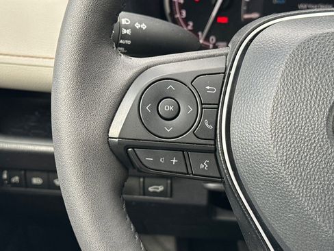 Certified 2025 Toyota RAV4 XLE w/ Convenience Package AWD/4WD image 36