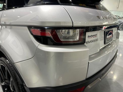 Used 2019 Land Rover Range Rover Evoque AWD/4WD image 33