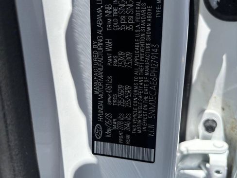 Used 2023 Hyundai Tucson Limited AWD/4WD image 17