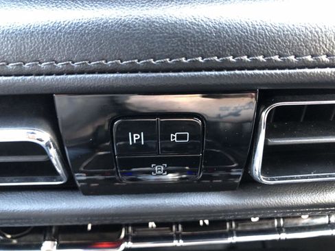 Used 2023 Lincoln Nautilus Reserve image 28