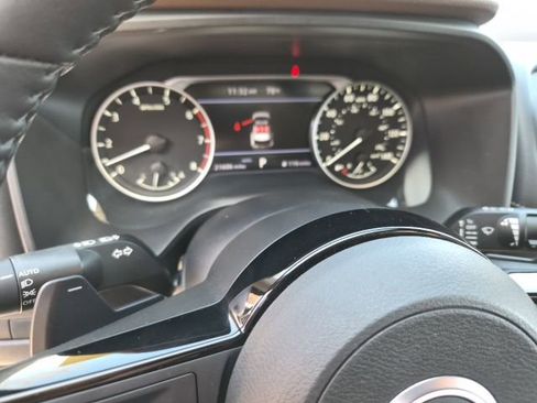 Used 2023 Nissan Rogue SV w/ SV Premium B Package image 24