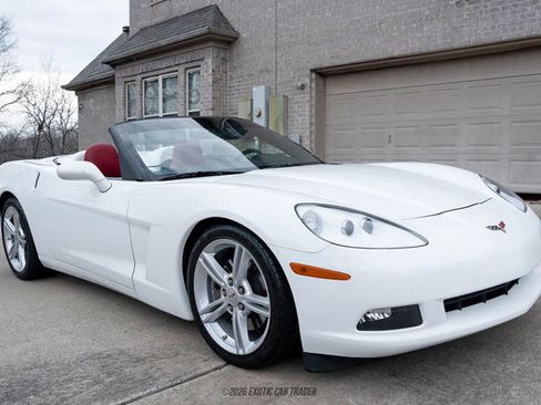 Used 2010 Chevrolet Corvette Convertible w/ Preferred Equipment Group image 12