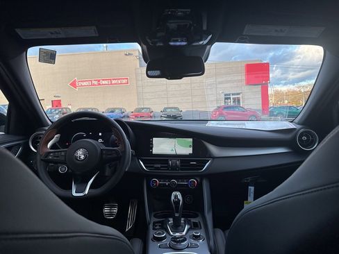 New 2025 Alfa Romeo Giulia AWD w/ Driving Assist Package image 13
