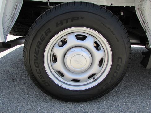 Used 2023 Ford F150 XL image 10