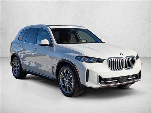 New 2026 BMW X5 xDrive50e AWD/4WD image 7