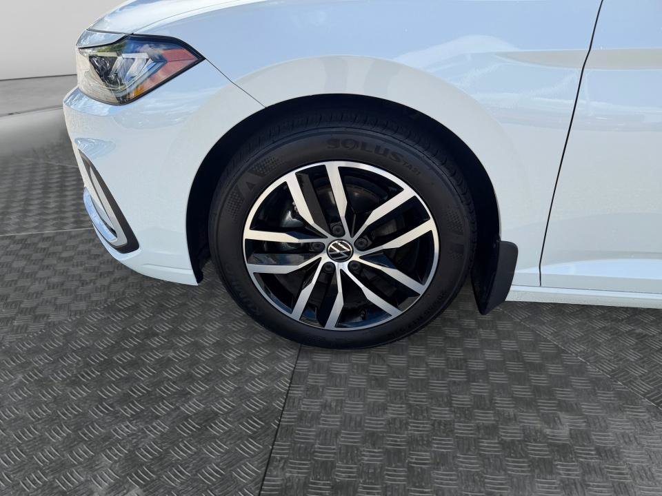 Certified 2026 Volkswagen Jetta SE FWD image 27