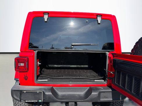 Used 2018 Jeep Wrangler Unlimited Sport S AWD/4WD image 44