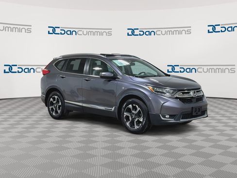 Used 2017 Honda CR-V Touring image 2