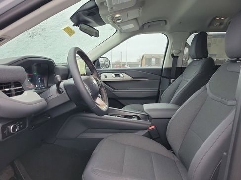 New 2026 Ford Explorer Active image 16