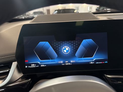 Used 2025 BMW X1 xDrive28i w/ Premium Package image 29