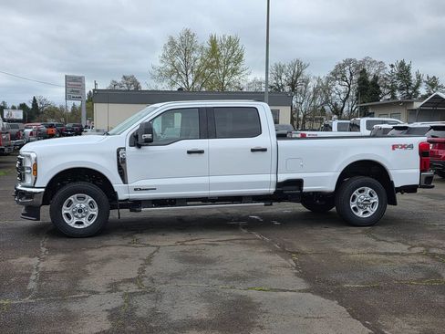 New 2026 Ford F350 XLT w/ 360-Degree Camera Package AWD/4WD image 31