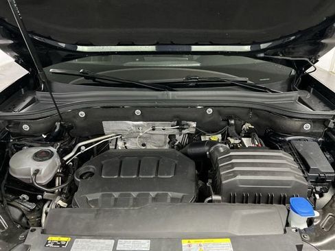 Used 2024 Volkswagen Atlas Cross Sport SE AWD/4WD image 29