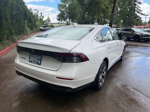 Used 2023 Honda Accord EX image 4